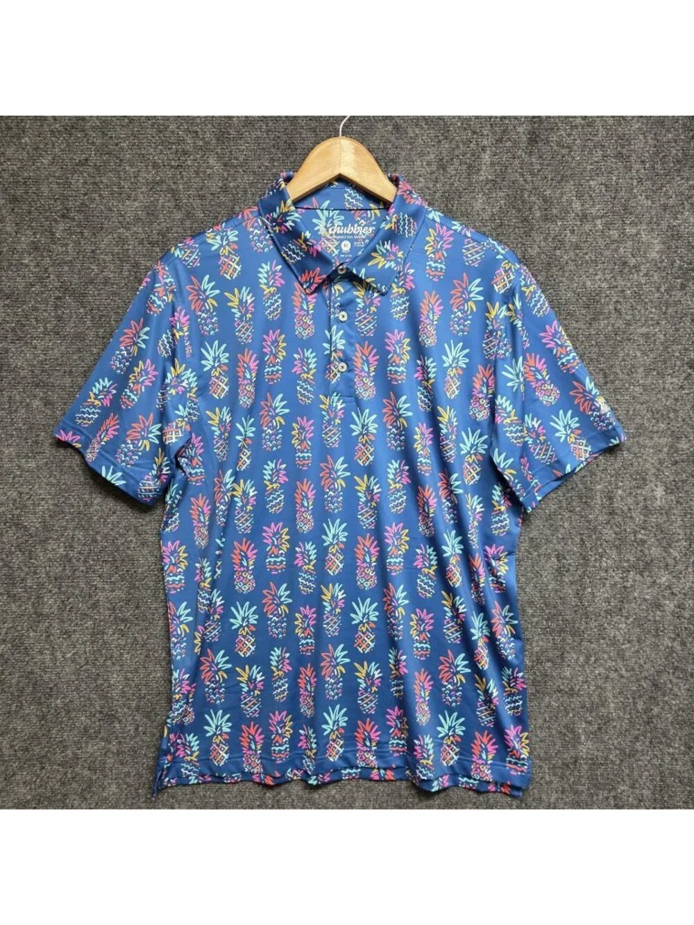 Chubbies Shirt Mens Medium The Pineapple Short Sleeve Performance Polo AOP